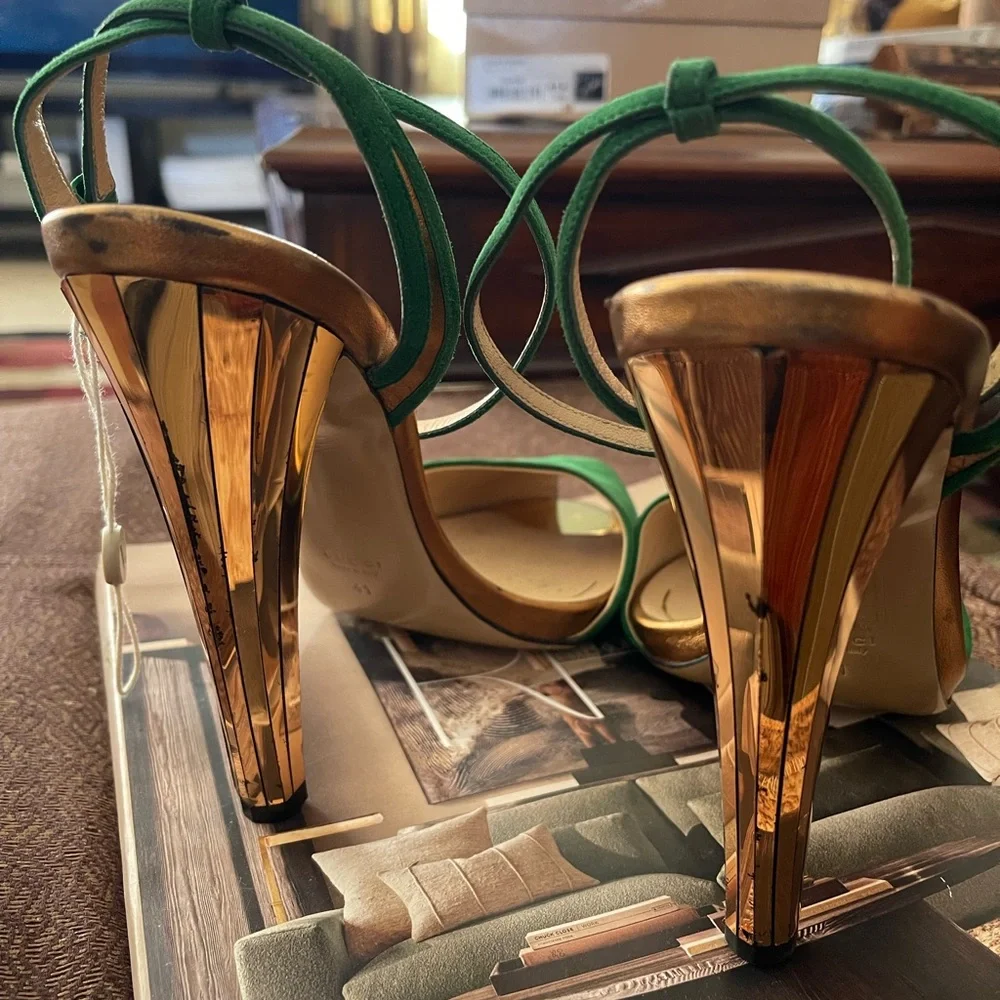 Gucci by Tom Ford RunwayGreen Suede Ankle-Tie High Heels with Metallic Gold Heel - Picture 5 of 8